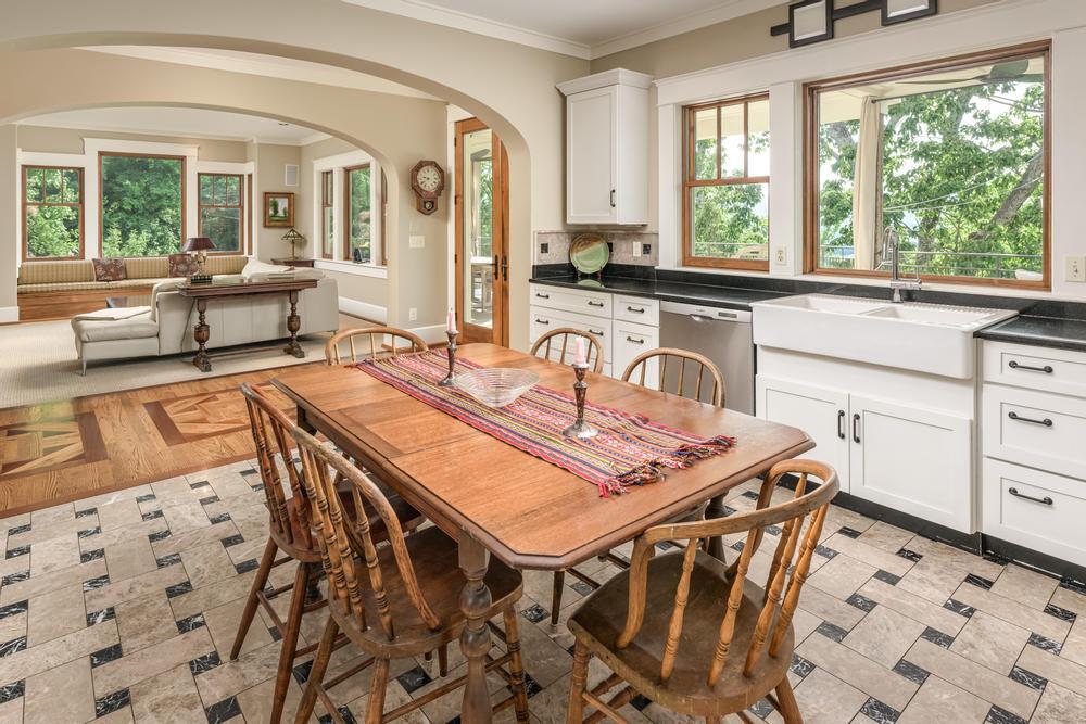 593 South Crest Road Chattanooga, TN 37404 - Photo 18 of 64 Kitchen