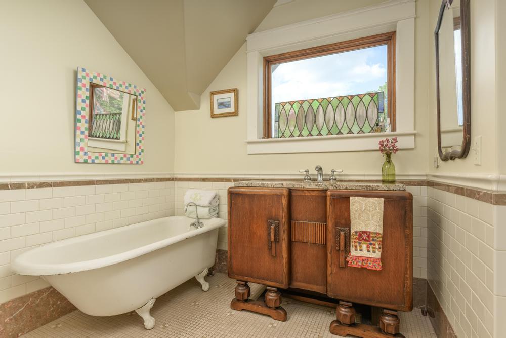 593 South Crest Road Chattanooga, TN 37404 - Photo 44 of 64 Bedroom 2 Bath