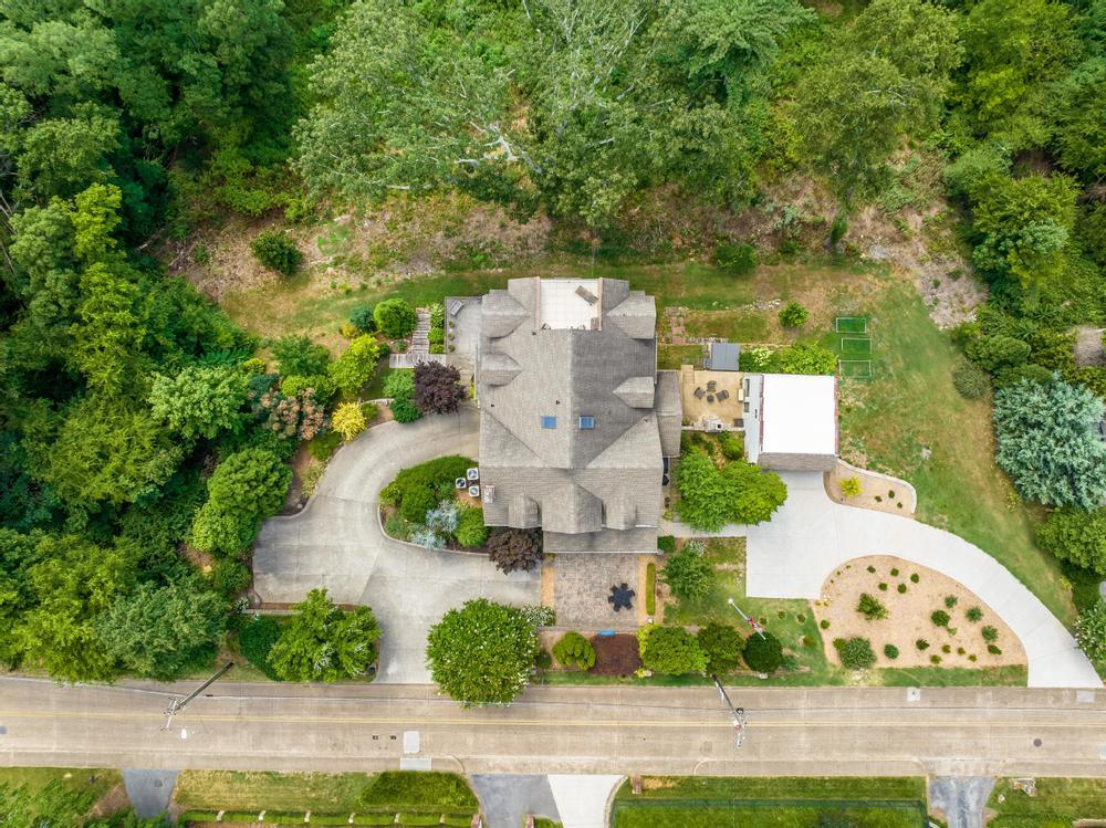 593 South Crest Road Chattanooga, TN 37404 - Photo 60 of 64 Aerial