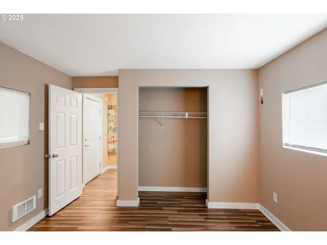 $270,000 | 1116 Northeast Irvine Street, McMinnville, OR 97128