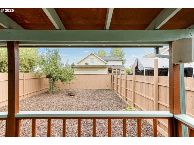 $270,000 | 1116 Northeast Irvine Street, McMinnville, OR 97128