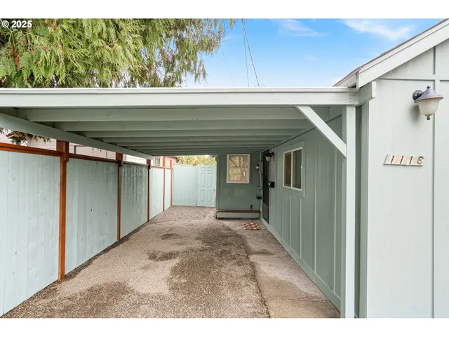 $270,000 | 1116 Northeast Irvine Street, McMinnville, OR 97128