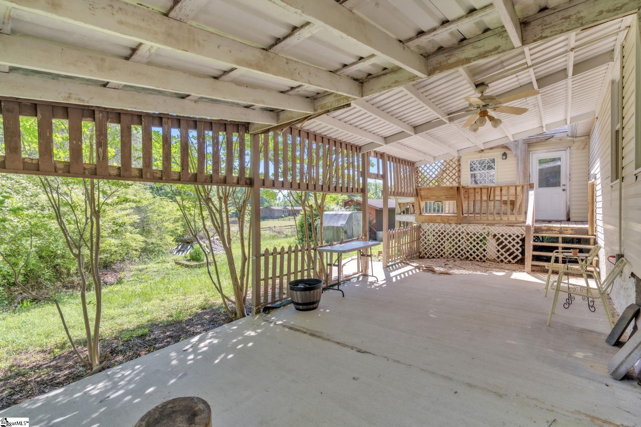 408 Bakerville Road Easley, SC 29642 - Photo 22 of 32