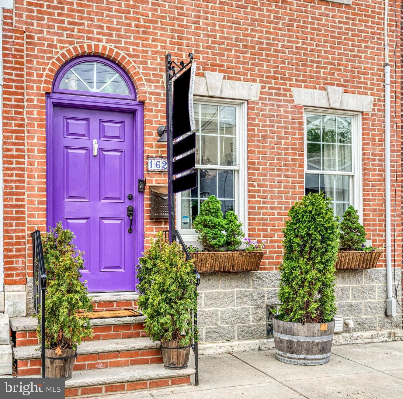 1620 Catharine Street, Philadelphia, PA 19146 Compass