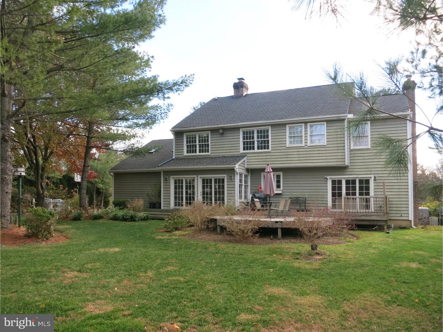 10 Edgewood Road Yardley, PA 19067 - Photo 3 of 6 Exterior Back