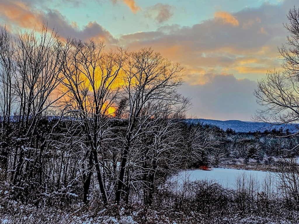 59 North Hillside Road Deerfield, MA 01373 - Photo 13 of 42