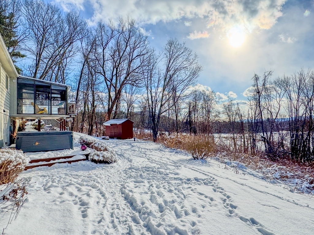 59 North Hillside Road Deerfield, MA 01373 - Photo 33 of 42