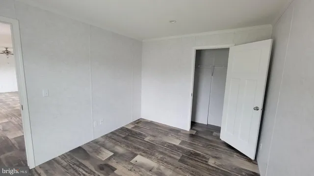 a view of a walk in closet