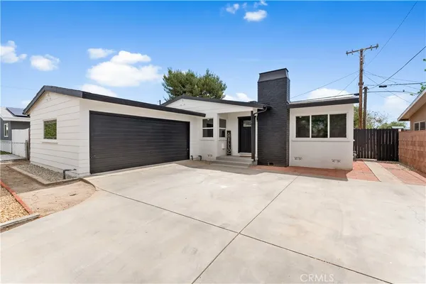 $434,800 | 318 West Avenue J 10, Lancaster, CA 93534