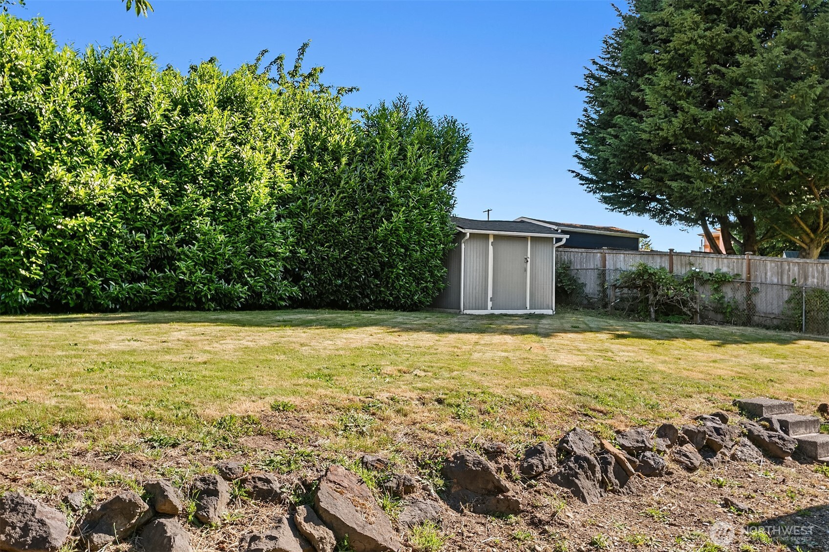 4910 Northeast 7th Street Renton, WA 98059 - Photo 24 of 26