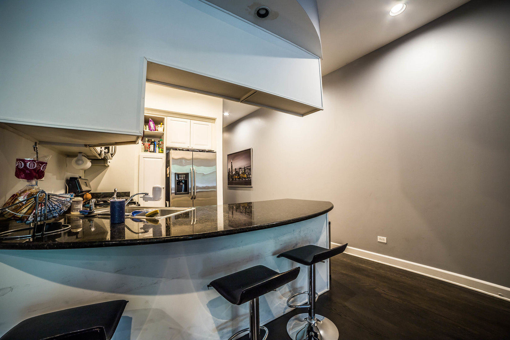 2629 North Ashland Avenue, Unit 2A Chicago, IL 60614 - Photo 8 of 19 a view of a room with gym equipment