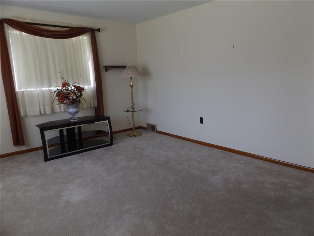 32 Temple Road Aliquippa, PA 15001 - Photo 7 of 21 Gallery Image 7
