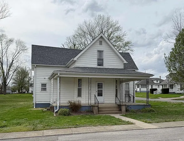 $154,500 | 210 Queen Street, Loogootee, IN 47553