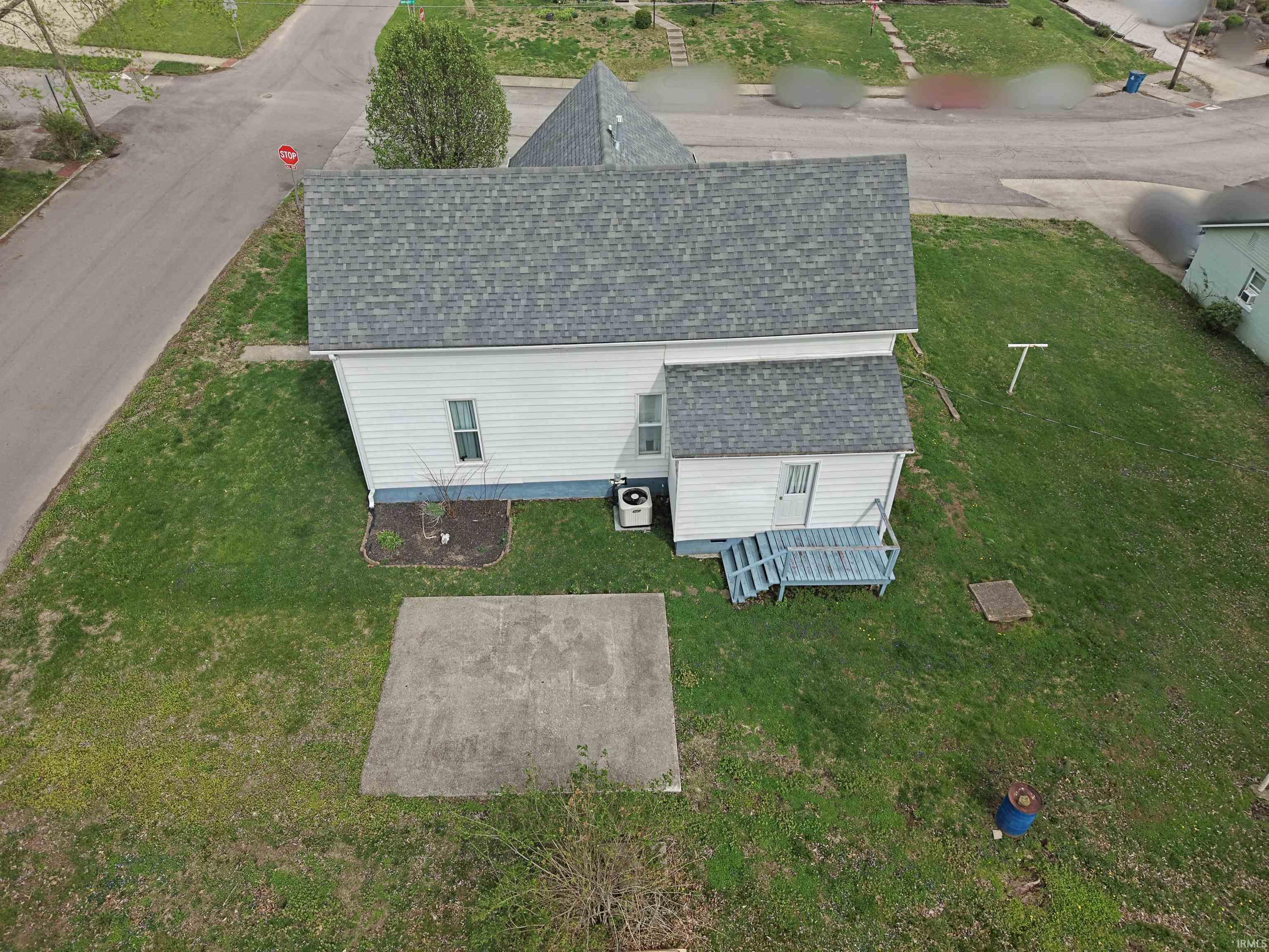 210 Queen Street Loogootee, IN 47553 - Photo 15 of 18