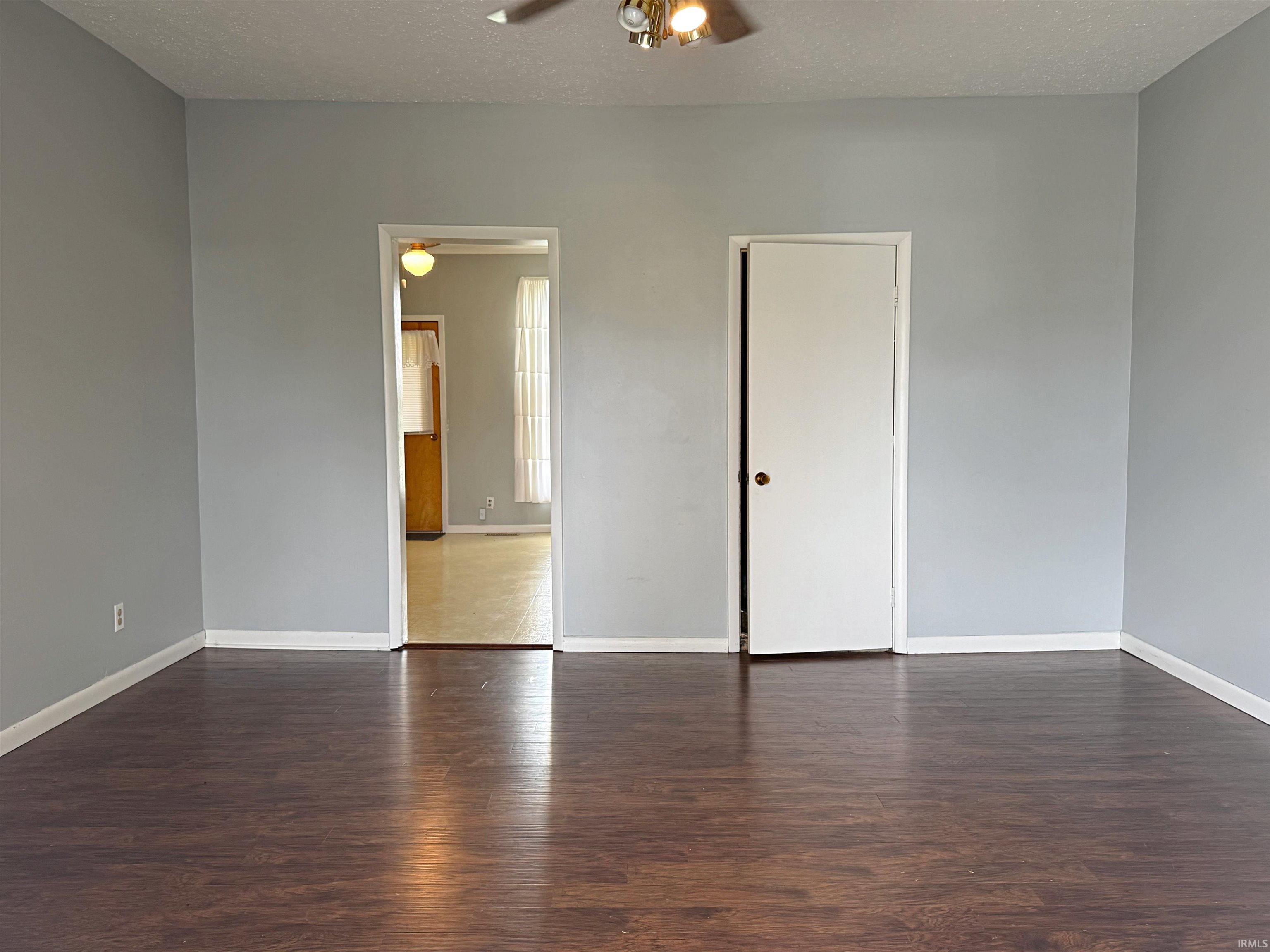 210 Queen Street Loogootee, IN 47553 - Photo 2 of 18