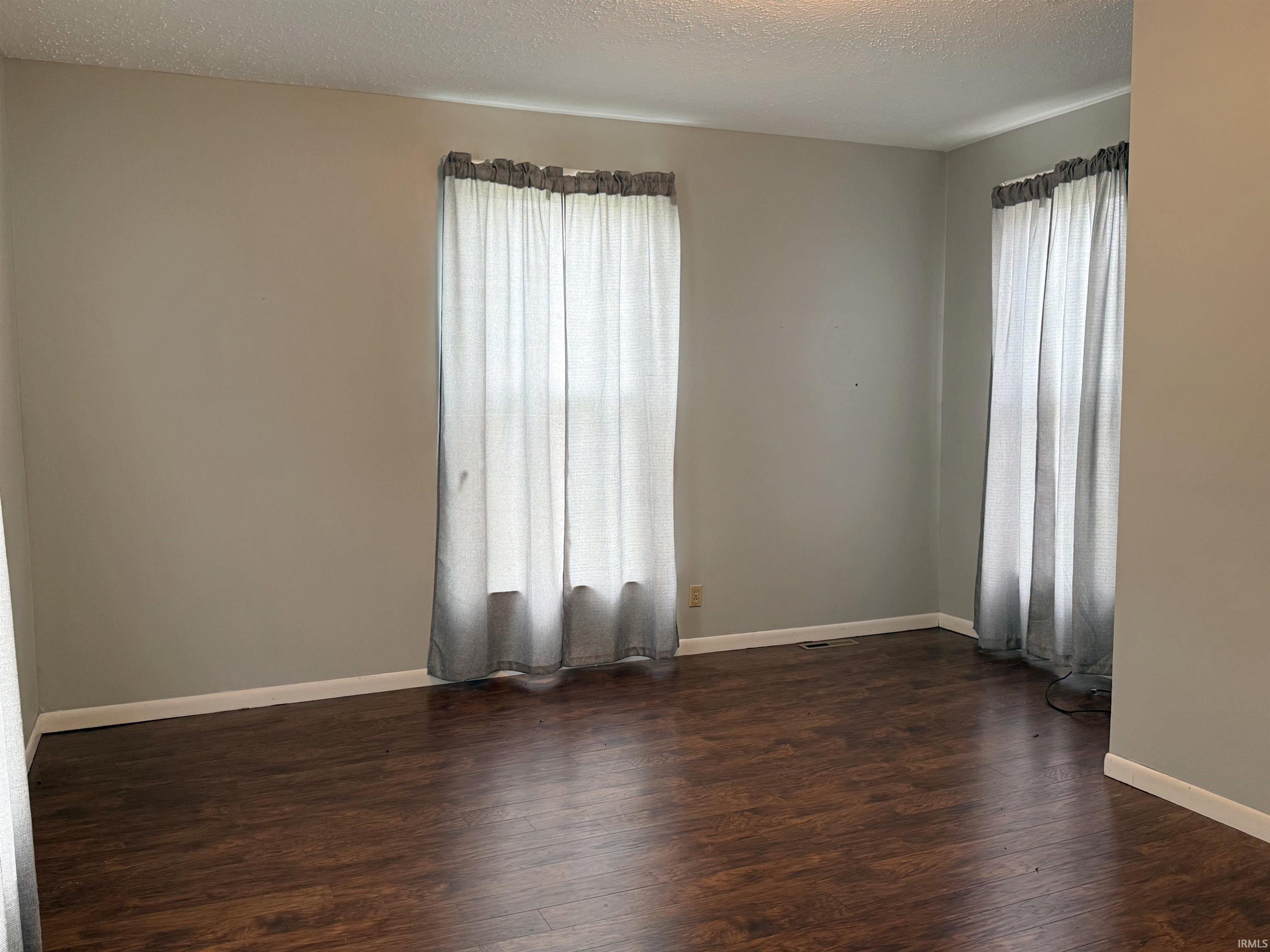 210 Queen Street Loogootee, IN 47553 - Photo 4 of 18