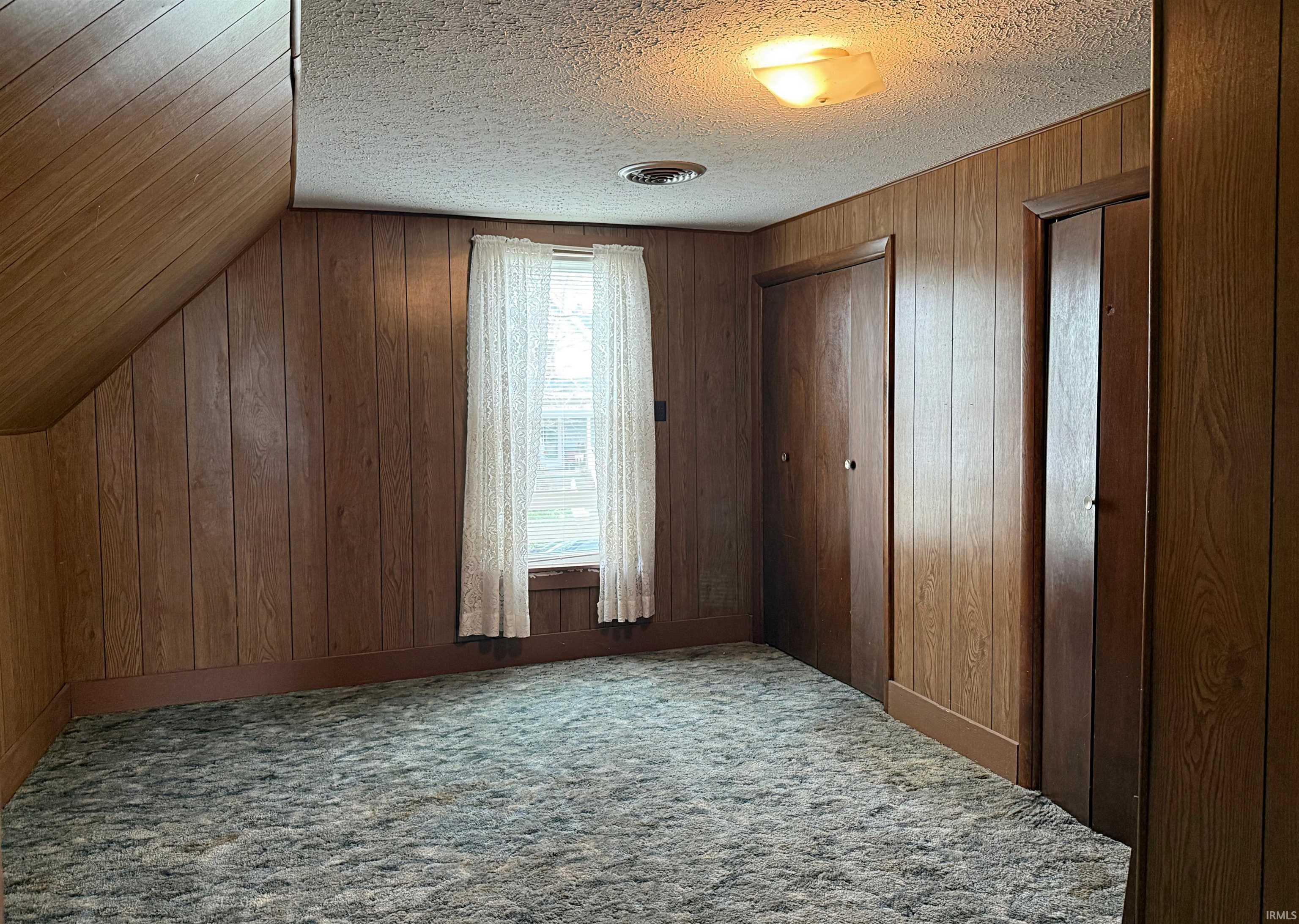 210 Queen Street Loogootee, IN 47553 - Photo 8 of 18