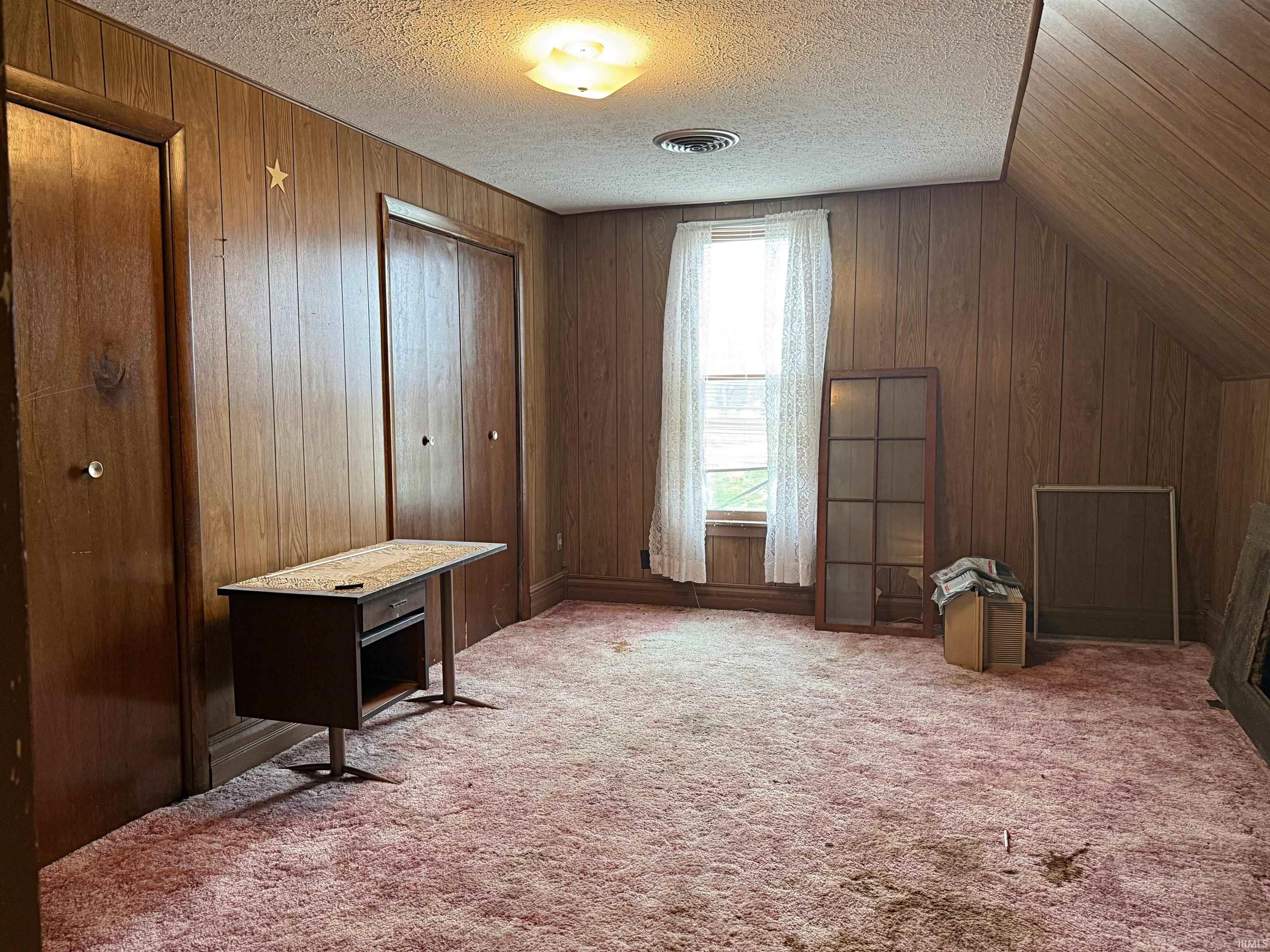 210 Queen Street Loogootee, IN 47553 - Photo 10 of 18