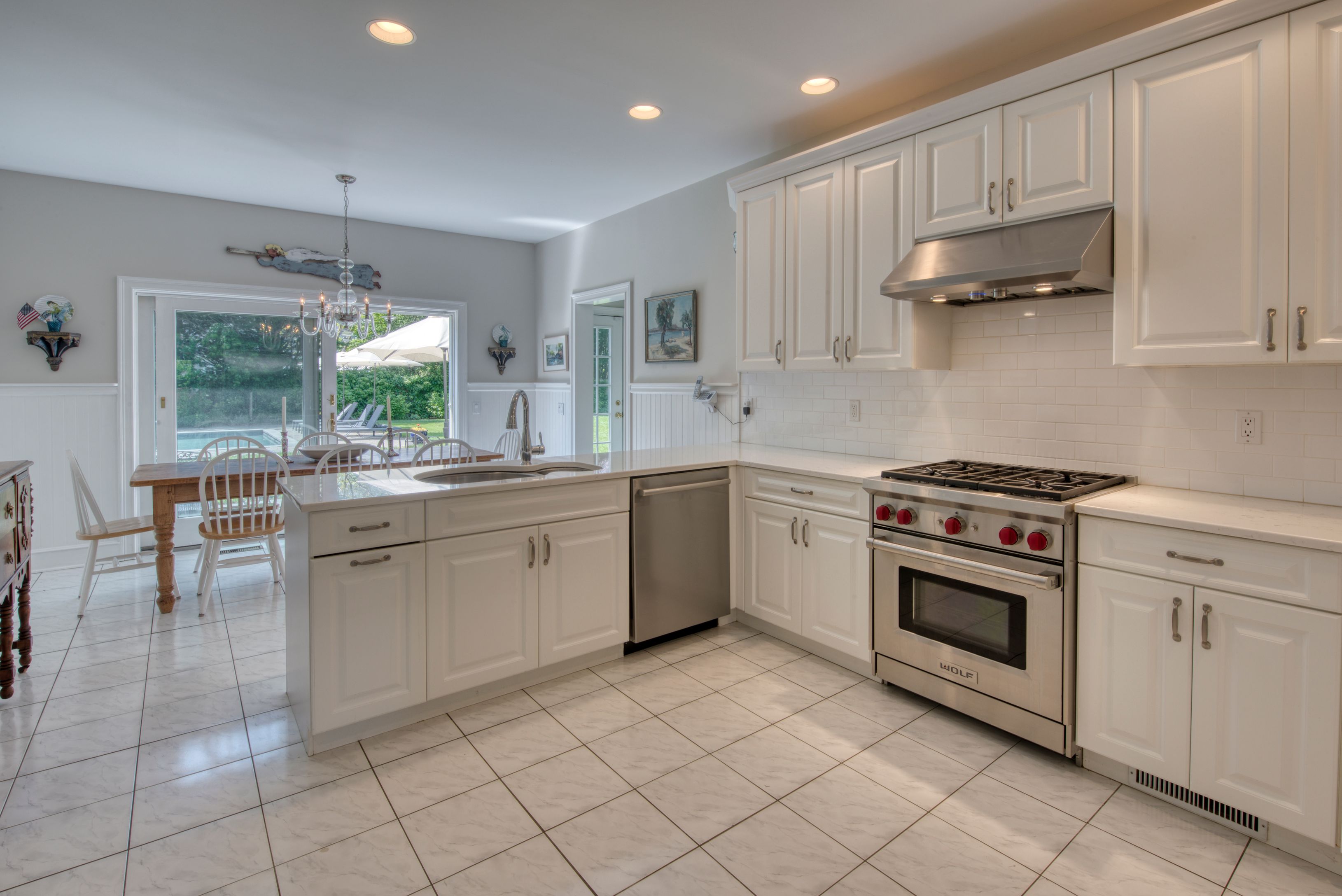 144 Coopers Farm Road Southampton, NY 11968 - Photo 5 of 17