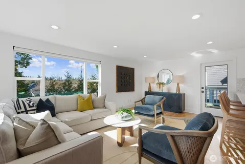 $2,099,000 | 7511 41st Avenue Northeast, Seattle, WA 98115