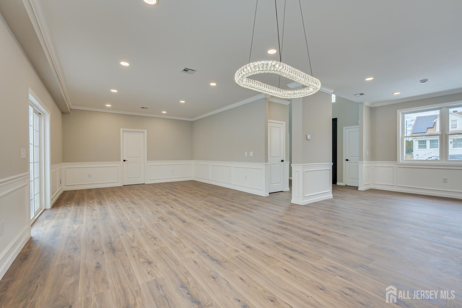 7 Vale Street Edison, NJ 08817 - Photo 17 of 31