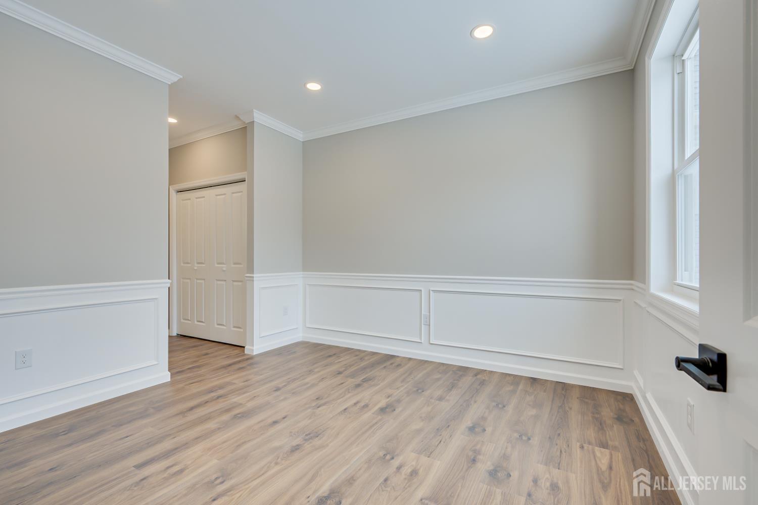 7 Vale Street Edison, NJ 08817 - Photo 27 of 31