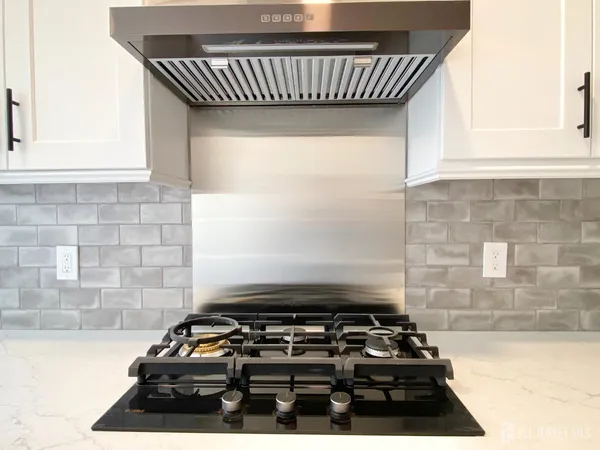 $1,288,800 | 7 Vale Street, Edison, NJ 08817