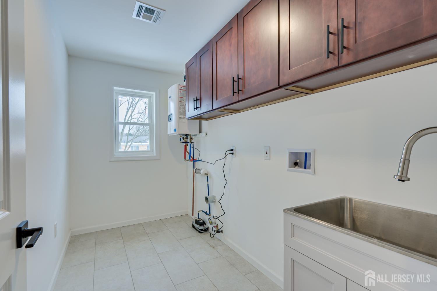 7 Vale Street Edison, NJ 08817 - Photo 31 of 31