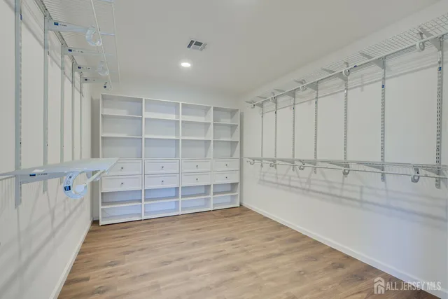 $1,288,800 | 7 Vale Street, Edison, NJ 08817