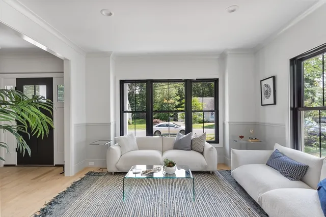 $1,849,999 | 5 Oakridge Avenue, Natick, MA 01760