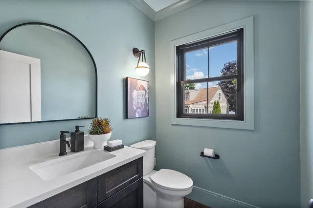 $1,849,999 | 5 Oakridge Avenue, Natick, MA 01760