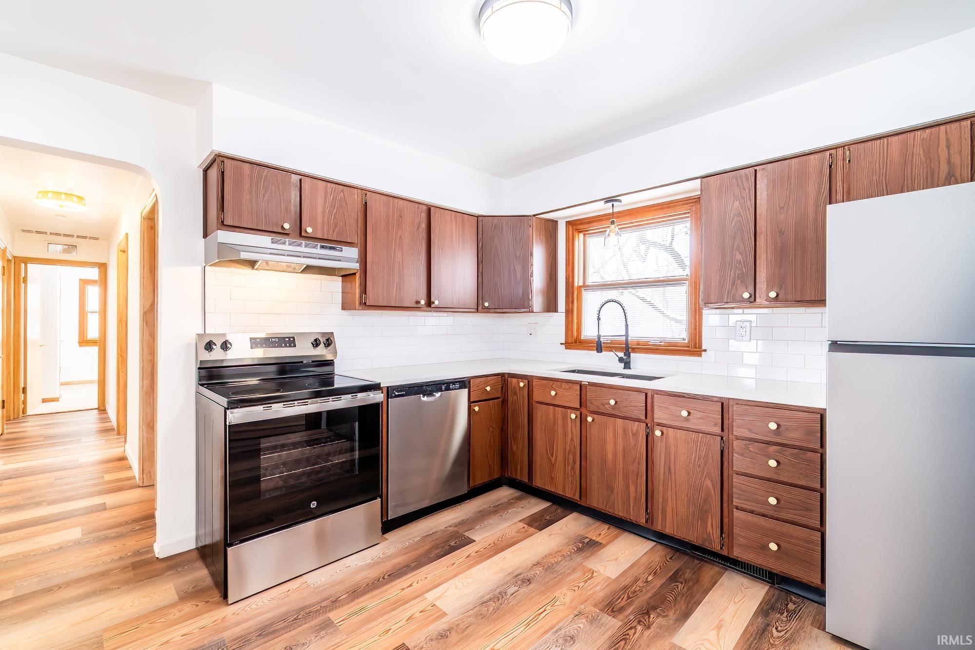 10630 Marion Center Road Fort Wayne, IN 46816 - Photo 12 of 35