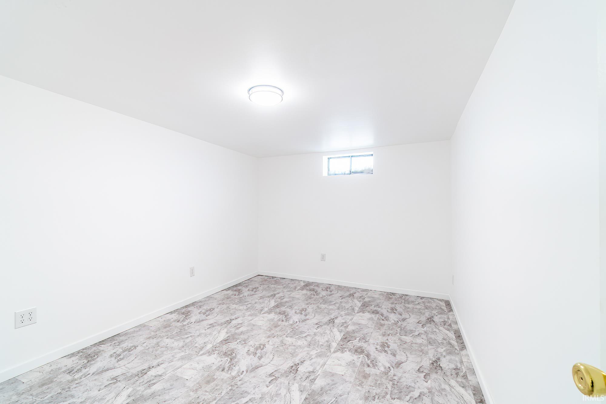 10630 Marion Center Road Fort Wayne, IN 46816 - Photo 31 of 35