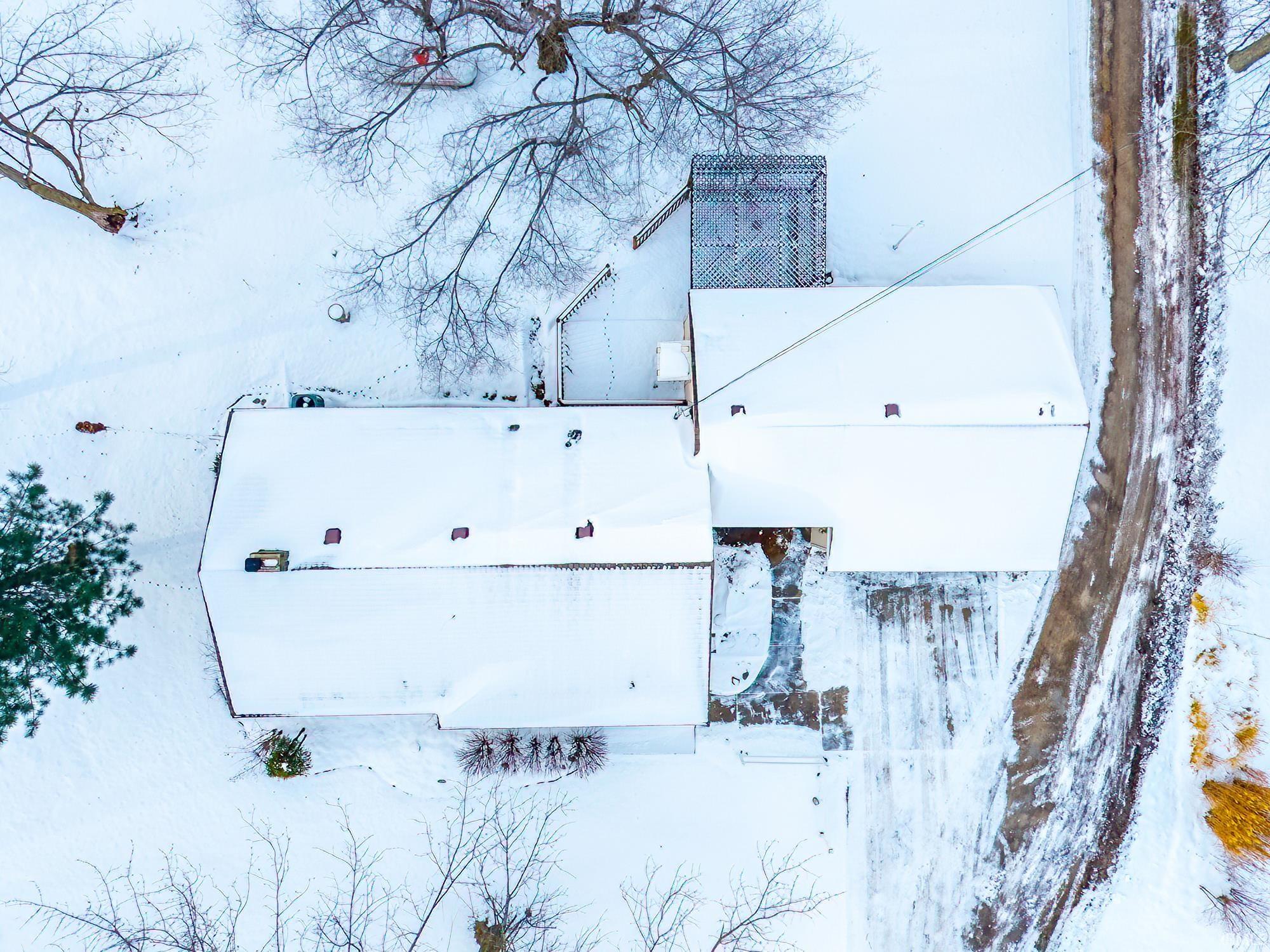 10630 Marion Center Road Fort Wayne, IN 46816 - Photo 8 of 35