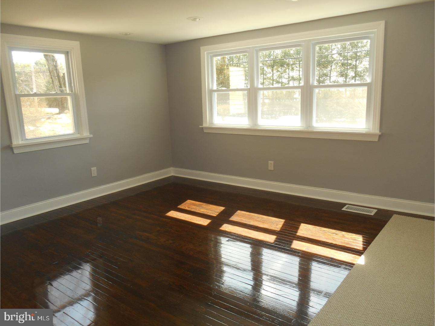 1070 Levengood Road Pottstown, PA 19464 - Photo 6 of 25 Living Room