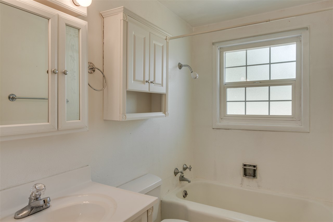 1422 North Bowdish Road Spokane, WA 99206 - Photo 13 of 19 Gallery Image 13