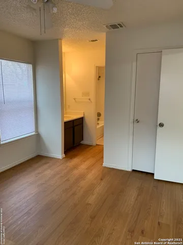 $1,195 | 6311 Worchester Knoll, San Antonio, TX 78233