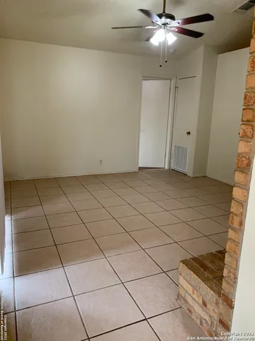 $1,195 | 6311 Worchester Knoll, San Antonio, TX 78233