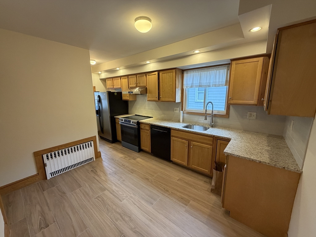 24-26 Benjamin Road, Unit 24 Belmont, MA 02478 - Photo 6 of 20