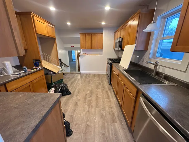 $460,000 | 10291-10297 Us Highway, Mazomanie, WI 53560