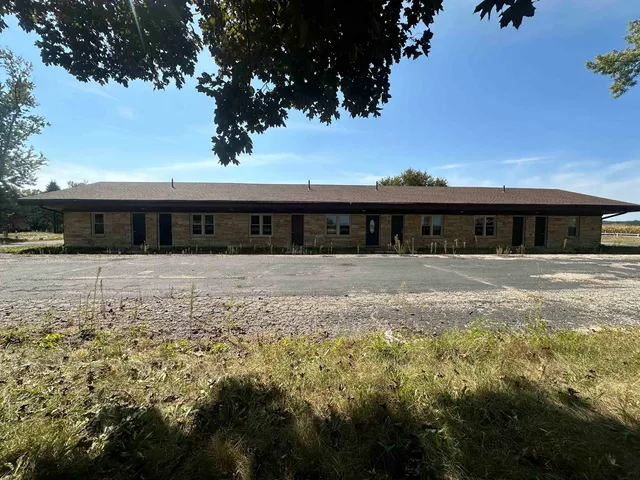 $460,000 | 10291-10297 Us Highway, Mazomanie, WI 53560