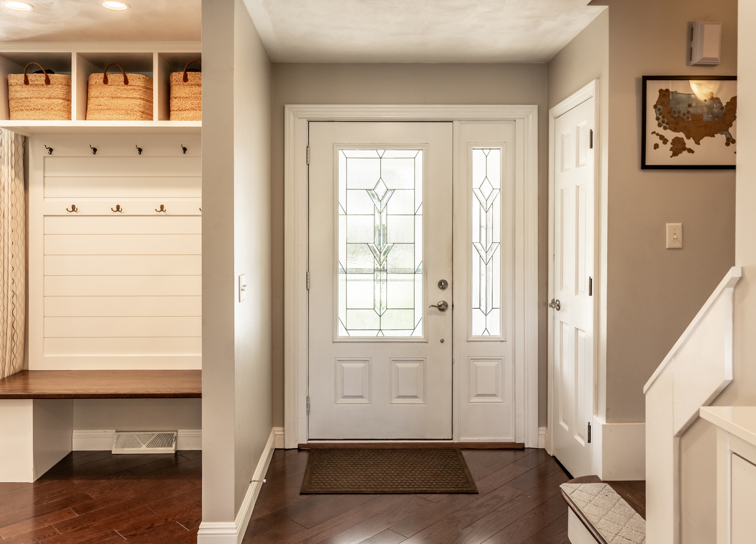 1223 Ridgeway Drive Elgin, IL 60123 - Photo 3 of 40 a view of an entryway door