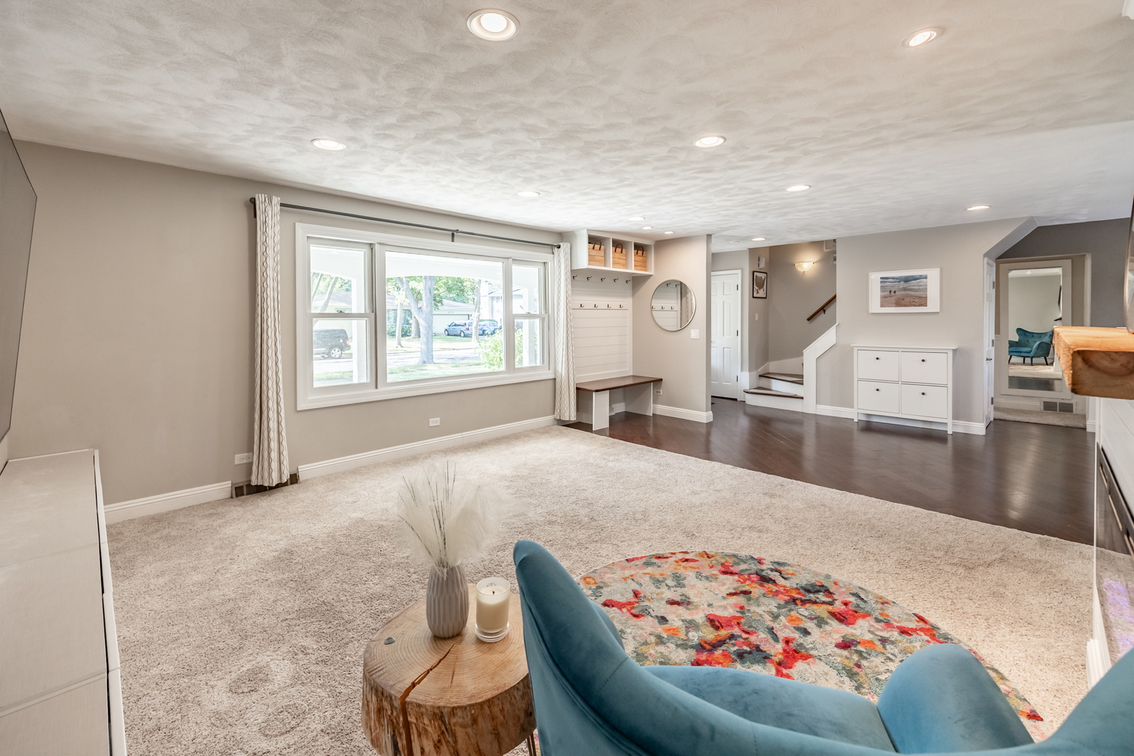 1223 Ridgeway Drive Elgin, IL 60123 - Photo 5 of 40 a living room with furniture and a large window