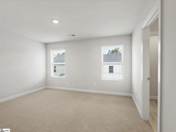 $209,900 | 306 Hampton George Court, Greer, SC 29651