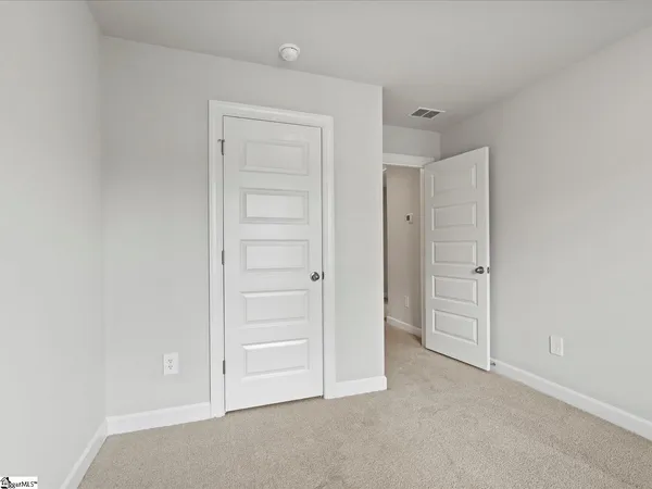 $209,900 | 306 Hampton George Court, Greer, SC 29651