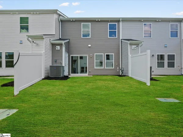 $209,900 | 306 Hampton George Court, Greer, SC 29651