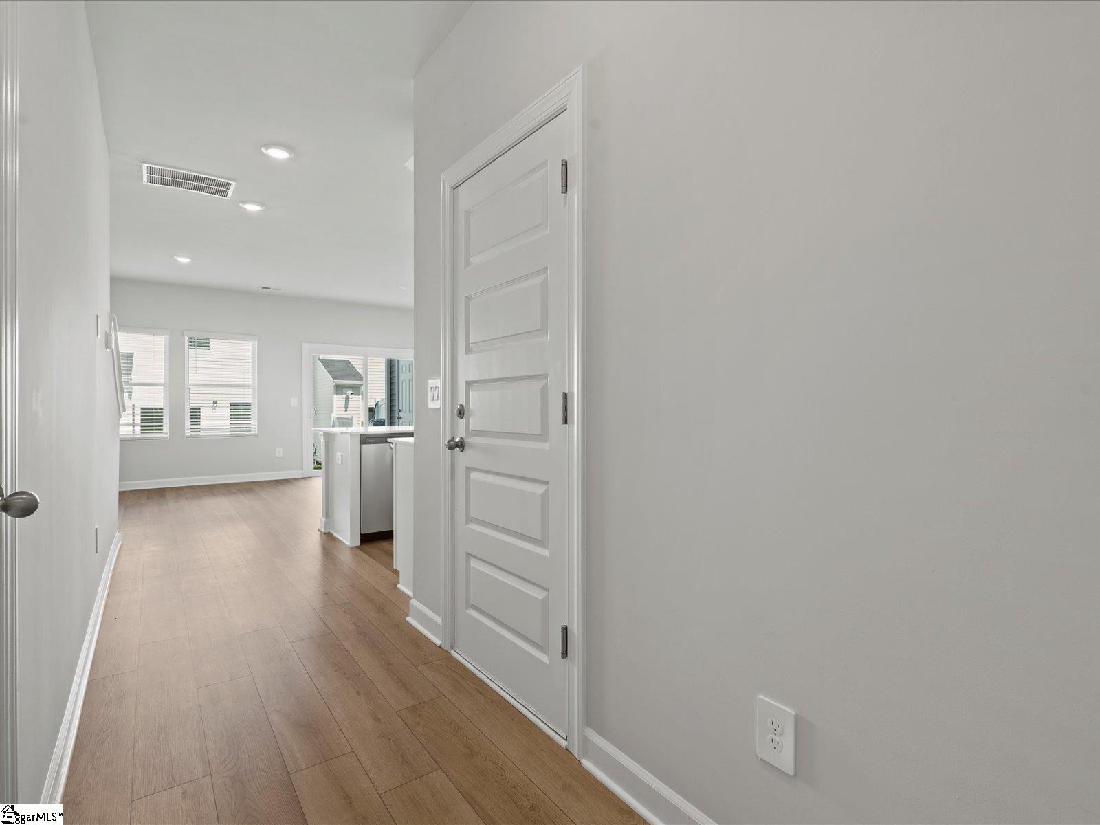 306 Hampton George Court Greer, SC 29651 - Photo 4 of 26