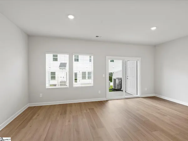 $209,900 | 306 Hampton George Court, Greer, SC 29651