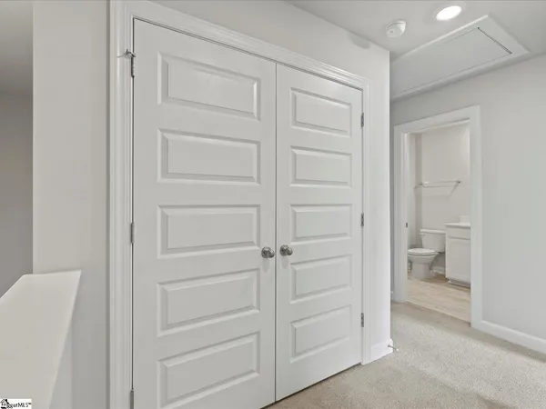 $209,900 | 306 Hampton George Court, Greer, SC 29651