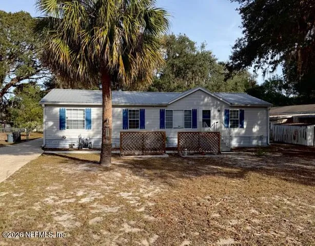 $245,900 | 202 Ash Street, Interlachen, FL 32148